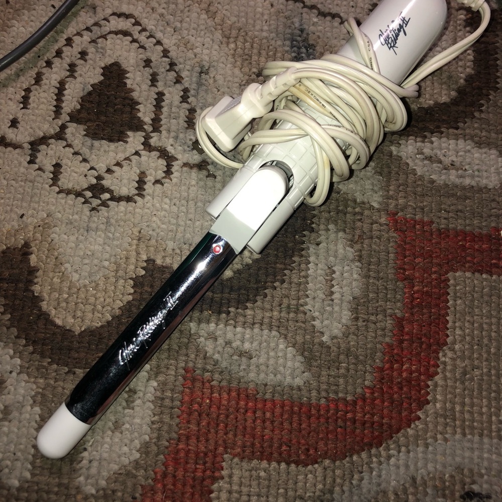 Jheri Redding II Model JRK0745 Curling Iron